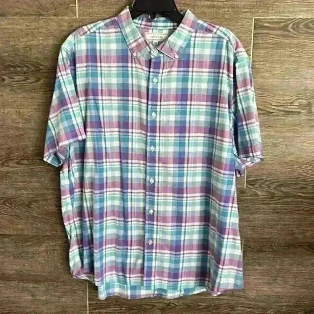 Crown & Ivy‎ shirt